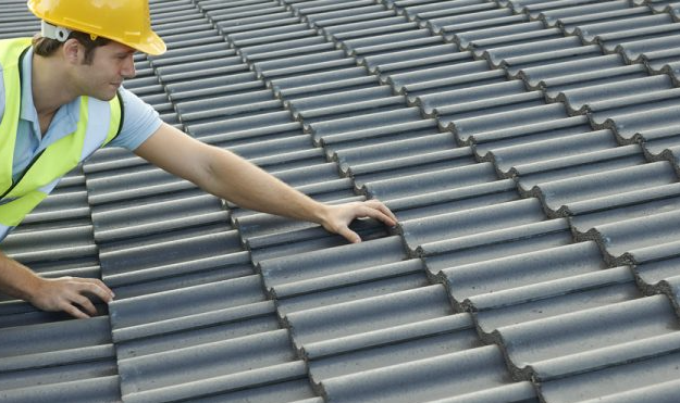The Essential Guide to Commercial Roof Repair