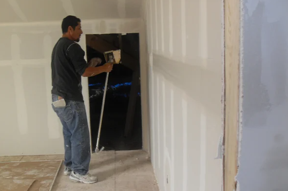 Home Maintenance Essentials: Identifying the Need for Drywall Repair ...