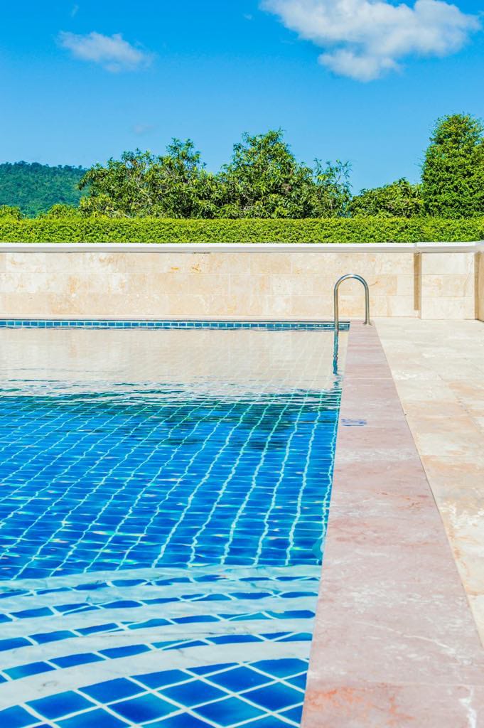 Signs Your Pool Needs To Be Serviced By A Professional