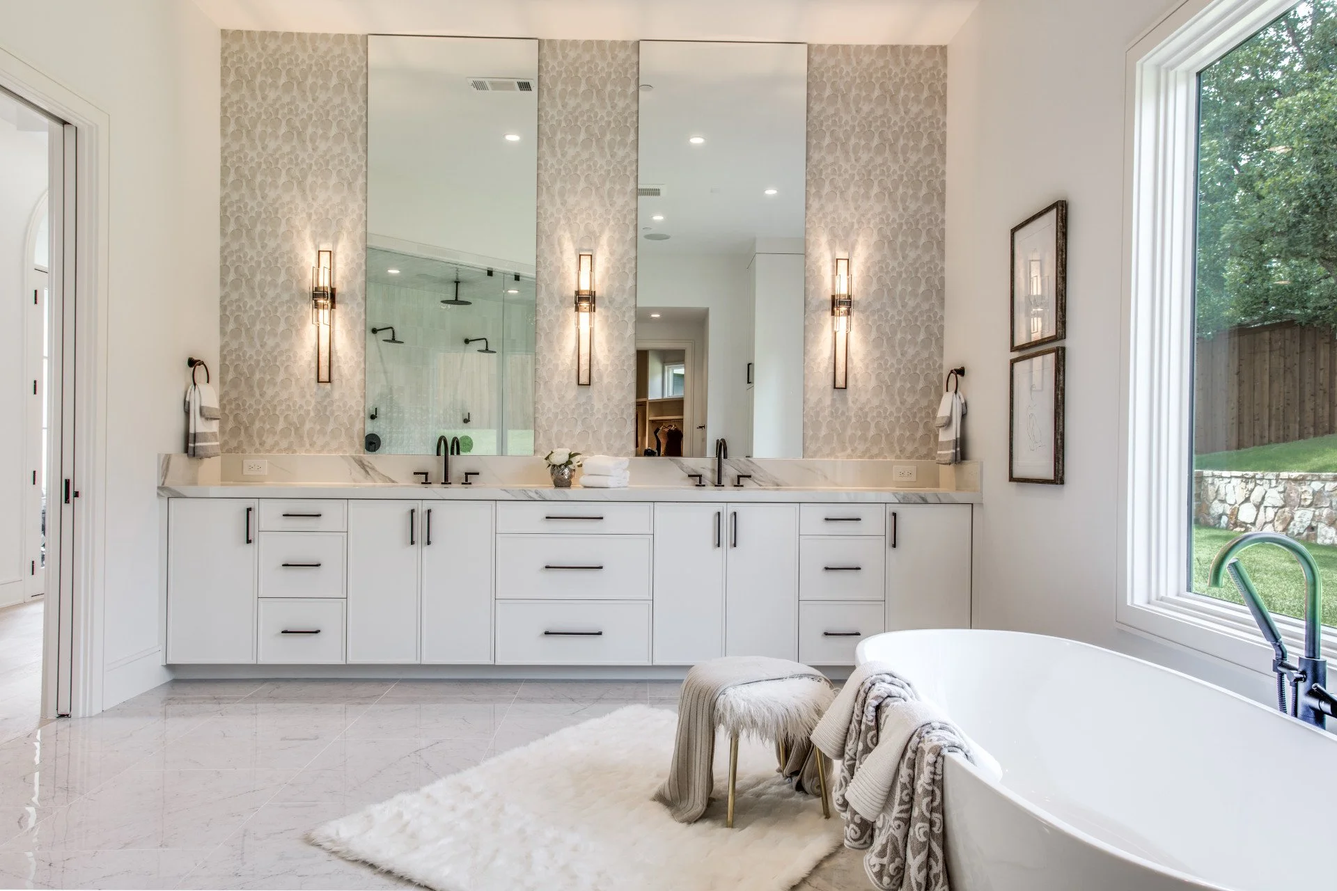 Luxury Home Trends for Modern Buyers